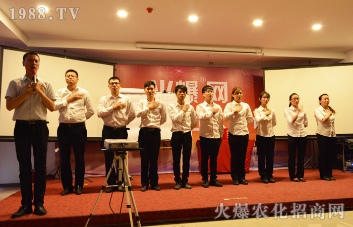 在這里,讓青春與夢想一起飛揚!