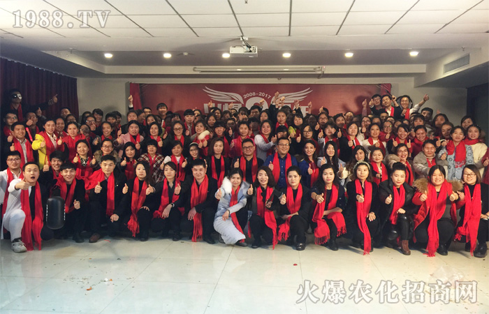 美的時(shí)光在火爆,青春亦無(wú)悔!