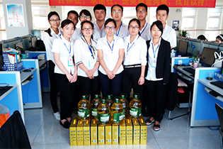 ���������飬�ж��T���͸�����