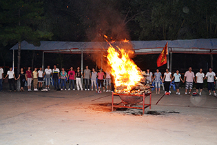 �������ף���𱬵������������